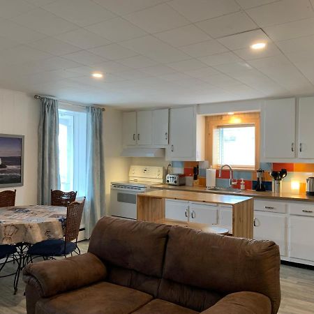 Appartement Chez Leon Grandes-Bergeronnes Eksteriør billede